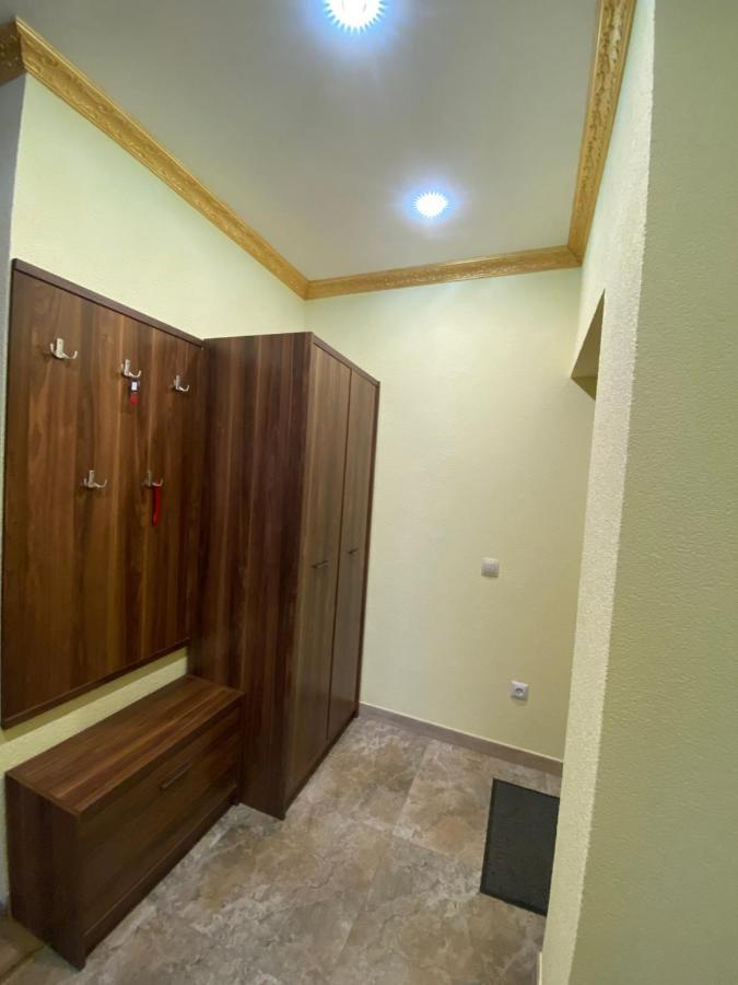 Вул Роксолани , 16 Центр 300 М До Бювету Truskavets Buitenkant foto